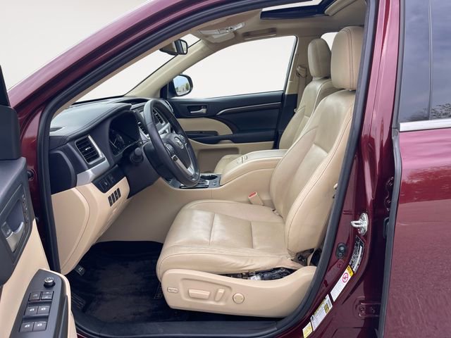 Used 2014 Toyota Highlander Limited AWD/4WD image 9