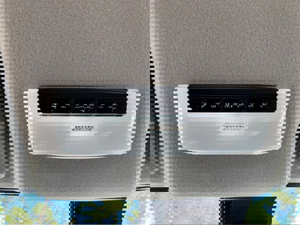 New 2025 Nissan Versa S w/ Trunk Package image 33