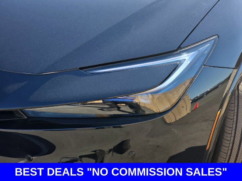 Used 2026 Toyota Prius Plug-In Hybrid FWD image 32