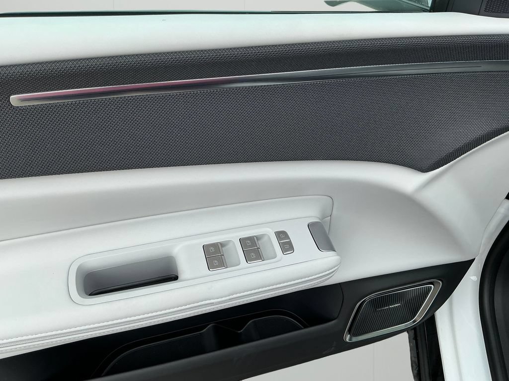 New 2026 Polestar Polestar 4 RWD image 13