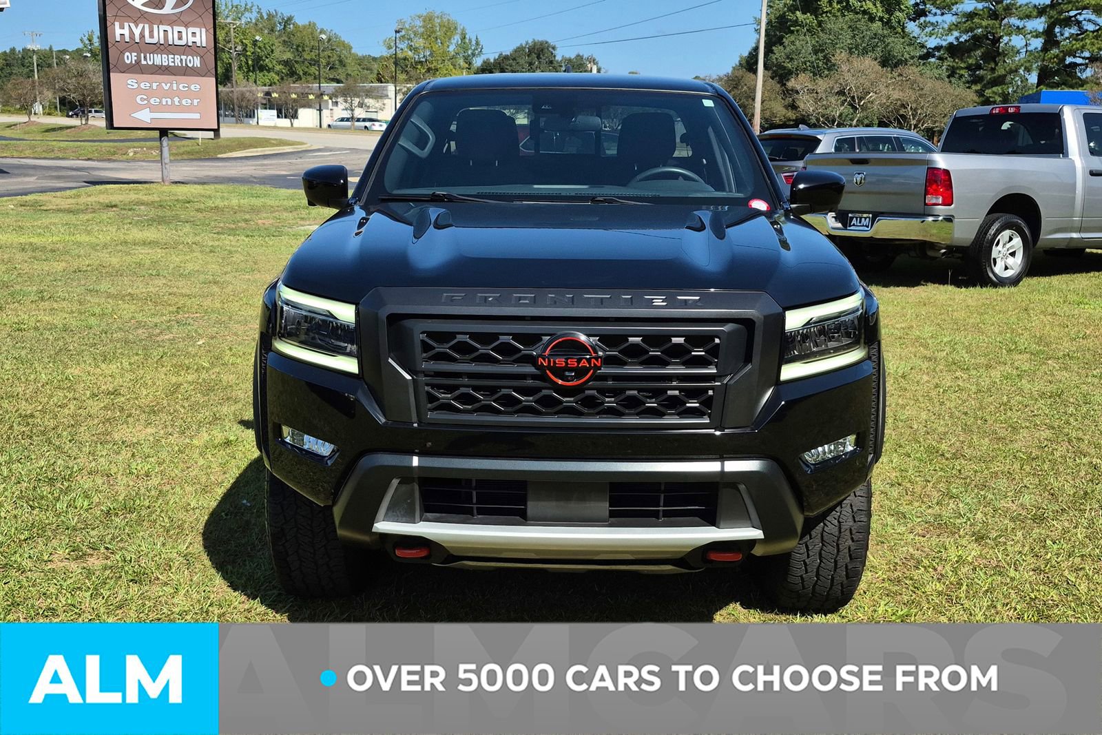 Used 2023 Nissan Frontier PRO-4X w/ Pro Convenience Package image 3