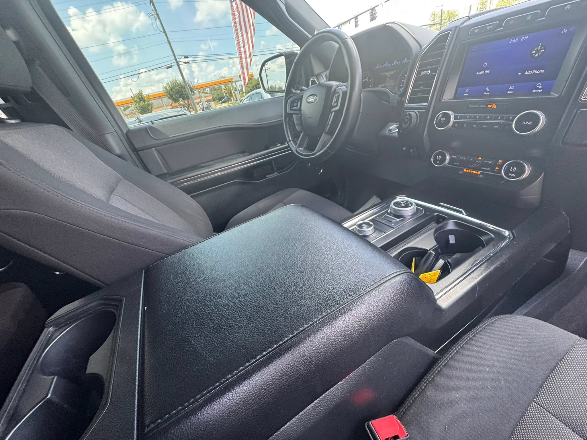 Used 2021 Ford Expedition XL AWD/4WD image 32
