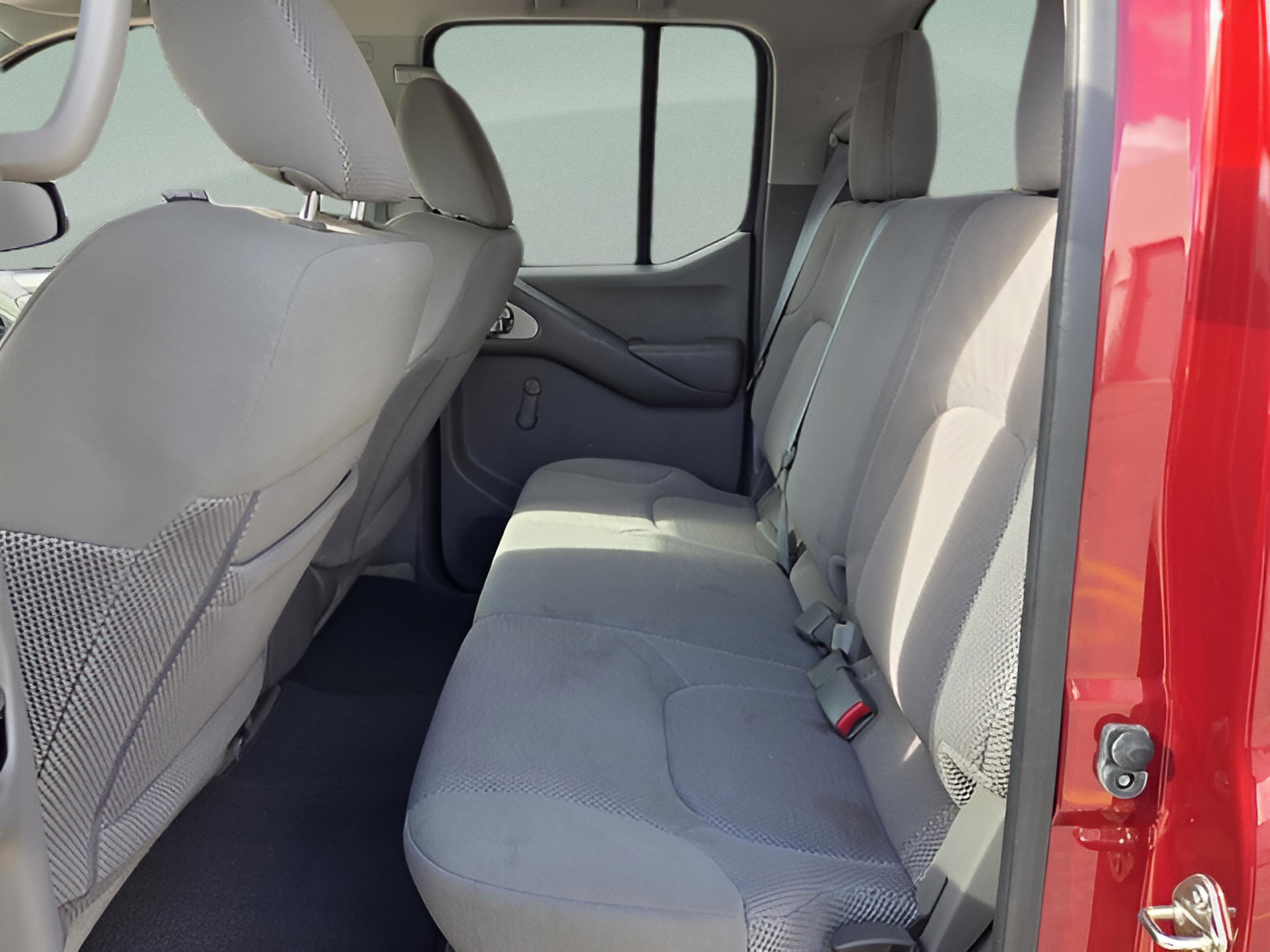 Used 2016 Nissan Frontier S RWD image 11