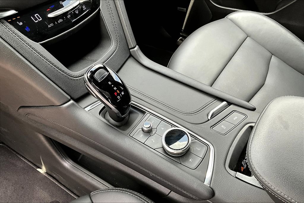 New 2025 Cadillac XT5 Premium Luxury w/ Technology Package AWD/4WD image 9