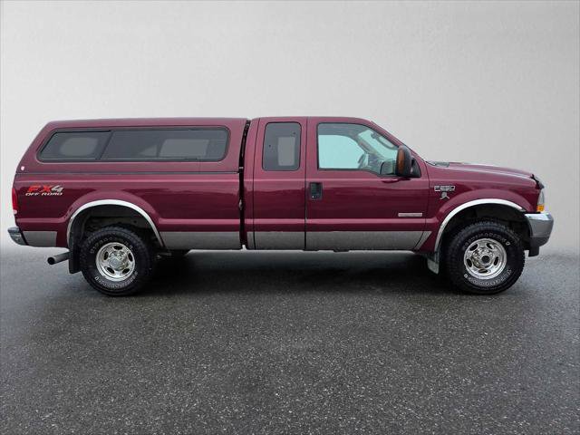 Used 2004 Ford F250 Lariat AWD/4WD image 2