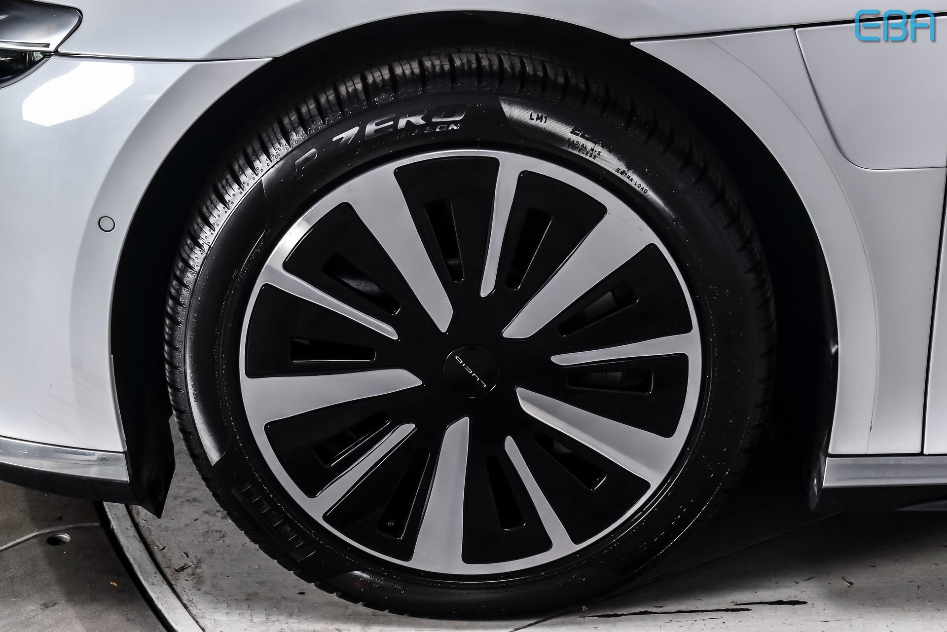 Used 2024 Lucid Air Touring image 10