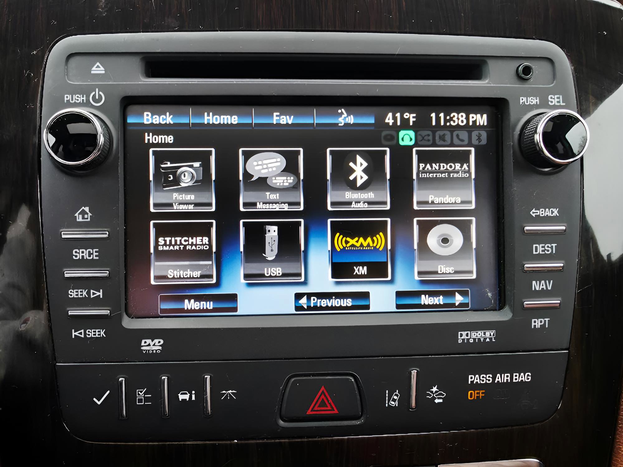 Used 2015 Chevrolet Traverse LTZ image 37