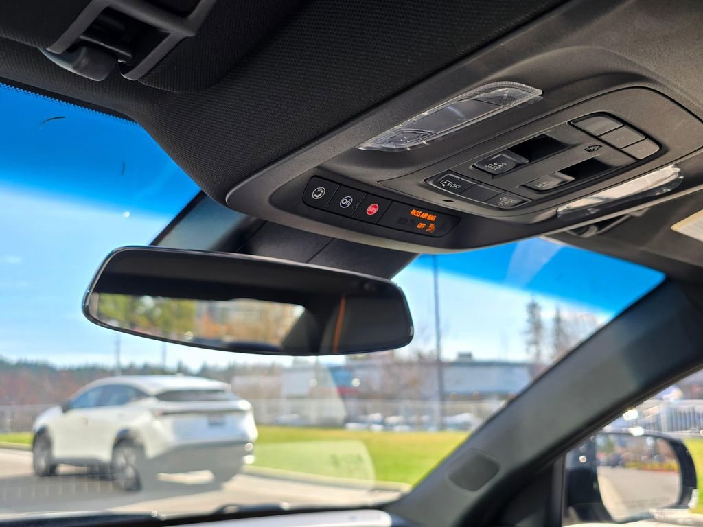 Certified 2025 Cadillac CT4 Sport w/ Climate Package image 27