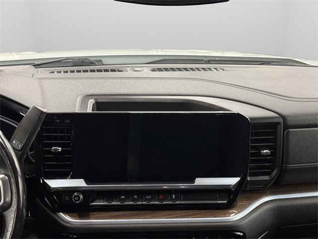 Used 2022 Chevrolet Silverado 1500 LT image 16