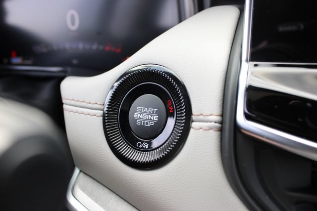 New 2026 Jeep Compass Limited AWD/4WD image 18