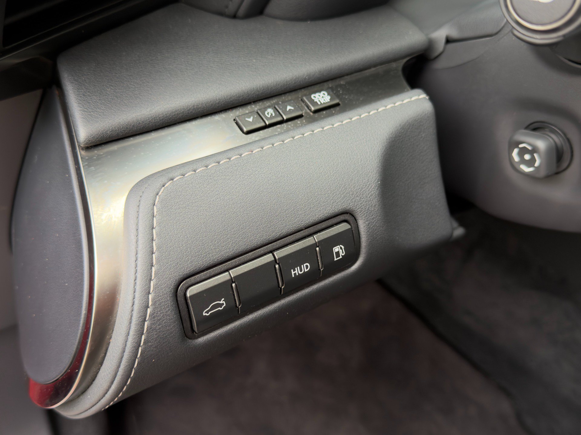 Used 2021 Lexus LC 500 Convertible w/ Touring Package RWD image 20