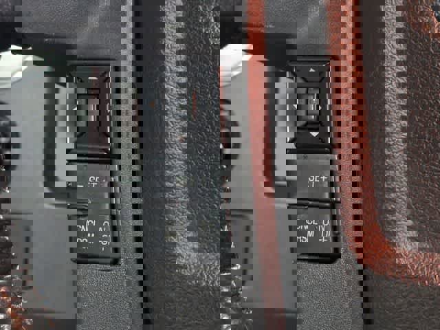 Used 2013 Ford F150 XLT w/ Luxury Equipment Group image 23