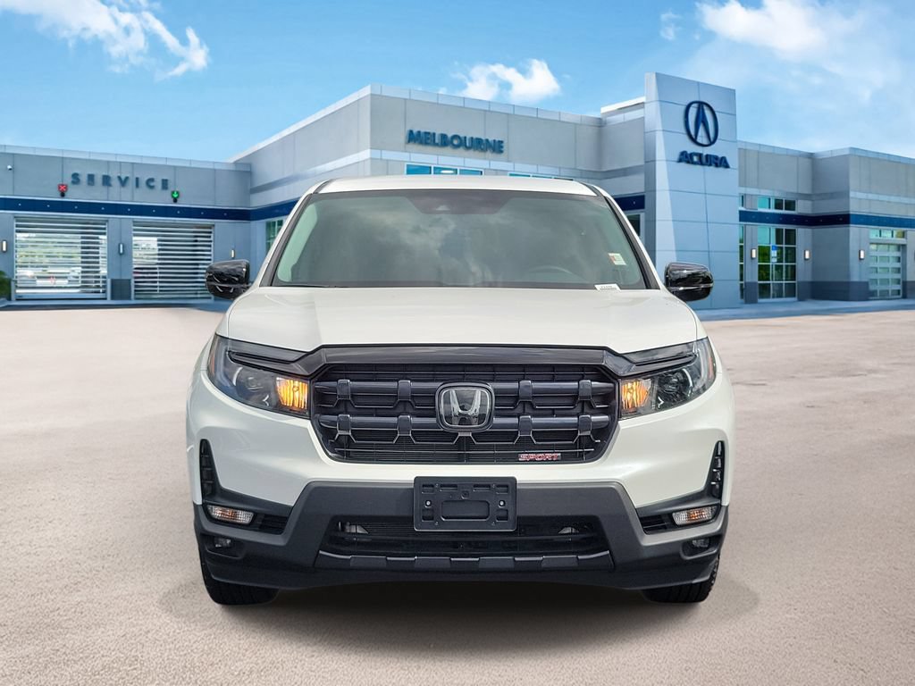 Used 2025 Honda Ridgeline Sport image 2
