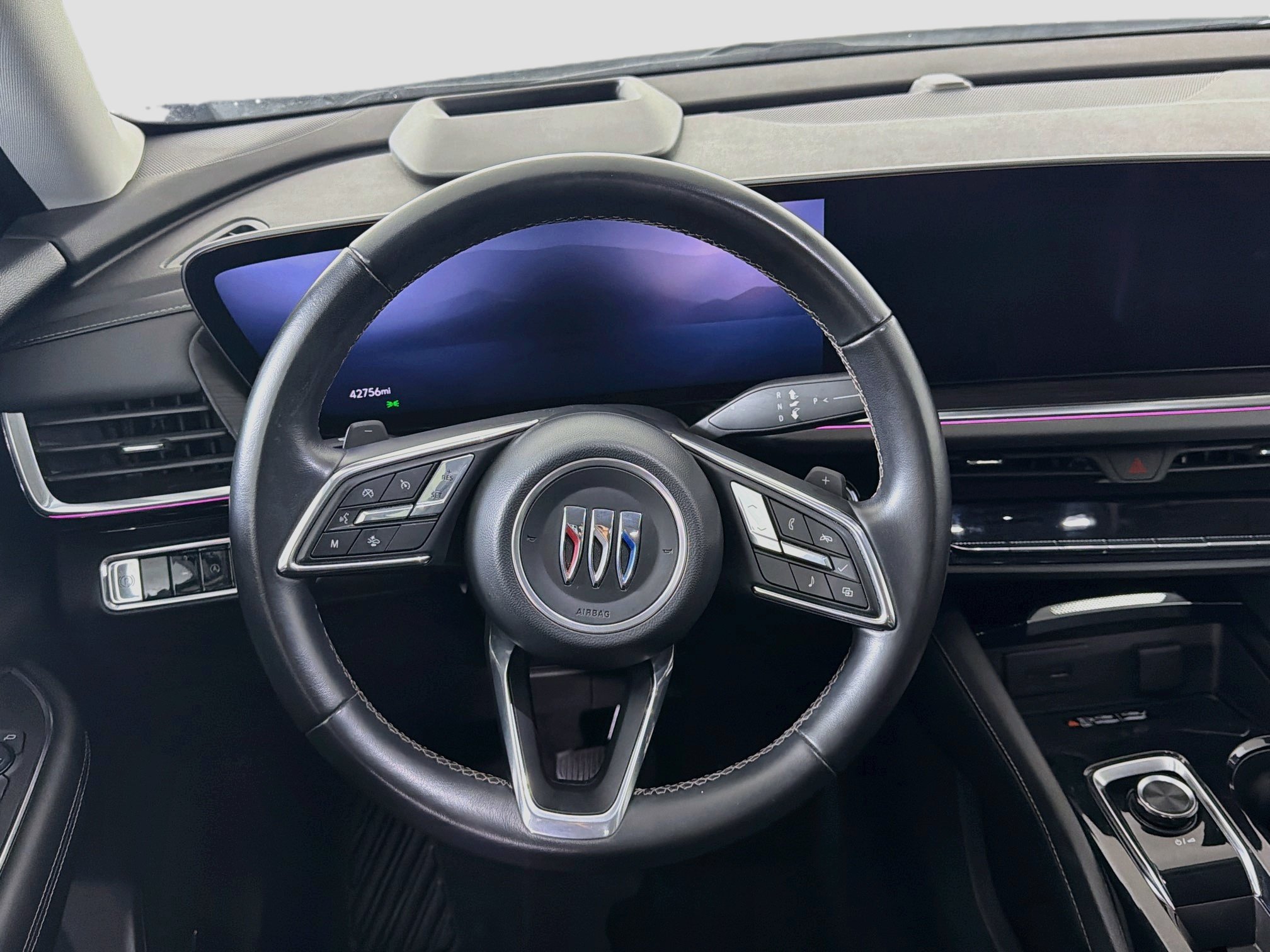Used 2024 Buick Envision Preferred AWD/4WD image 17
