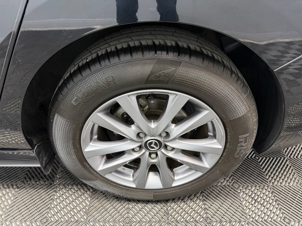 Used 2020 MAZDA MAZDA3 Sedan FWD image 20