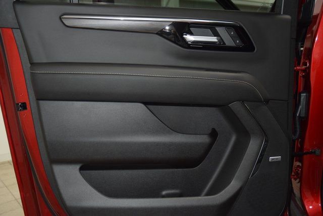 New 2025 Chevrolet Suburban Premier AWD/4WD image 45