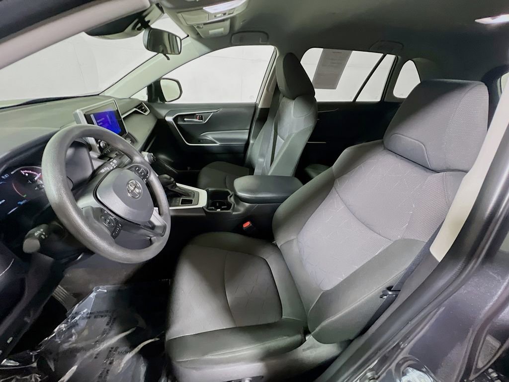 Certified 2025 Toyota RAV4 XLE AWD/4WD image 19