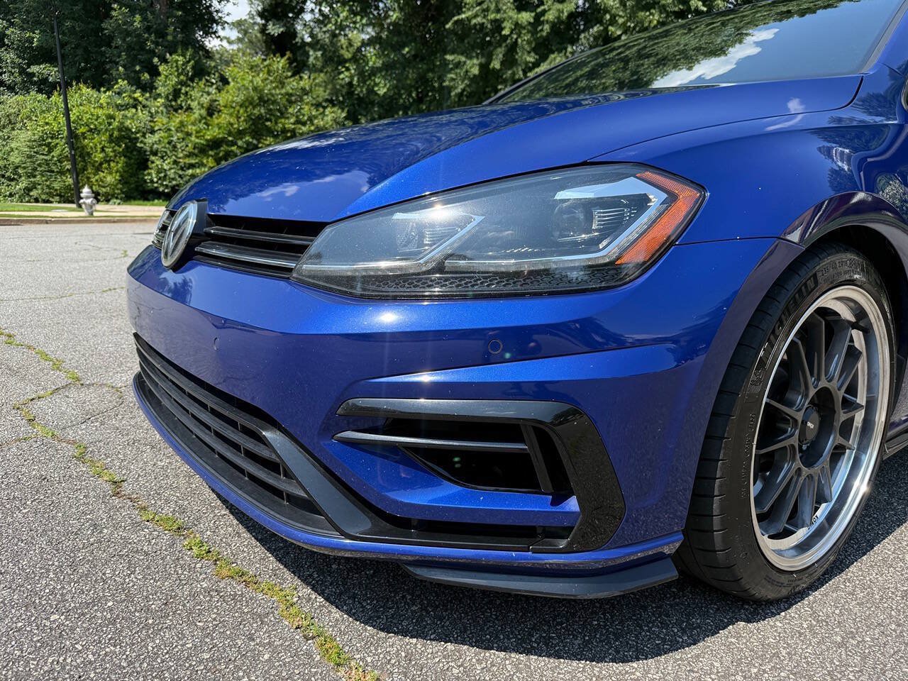 Used 2019 Volkswagen Golf R 4-Door AWD/4WD image 32