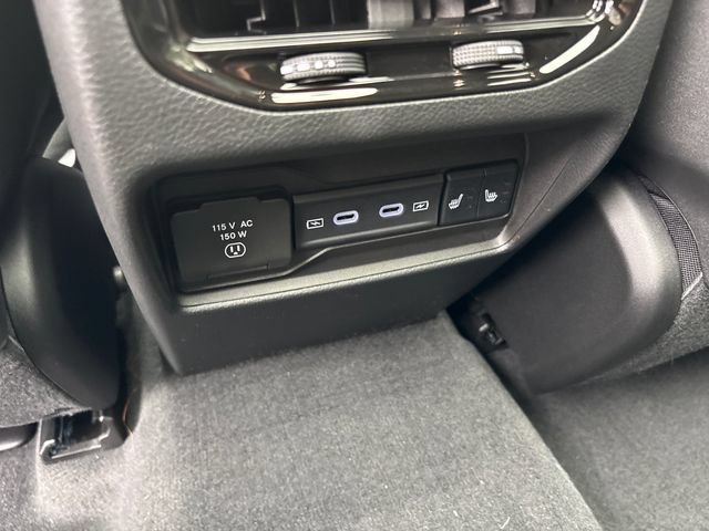 New 2027 Jeep Grand Cherokee Limited AWD/4WD image 13