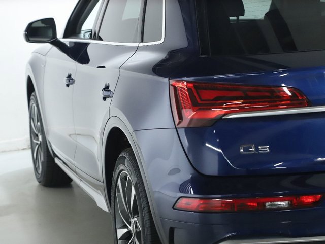 Used 2023 Audi Q5 2.0T Premium Plus w/ Premium Plus Package image 43
