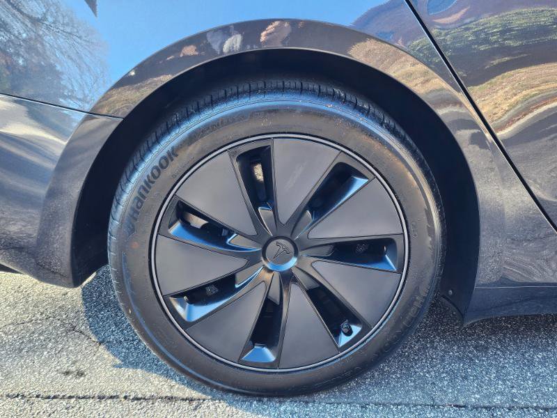 Used 2025 Tesla Model 3 Long Range image 16