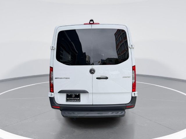 Used 2025 Mercedes-Benz Sprinter 2500 image 5