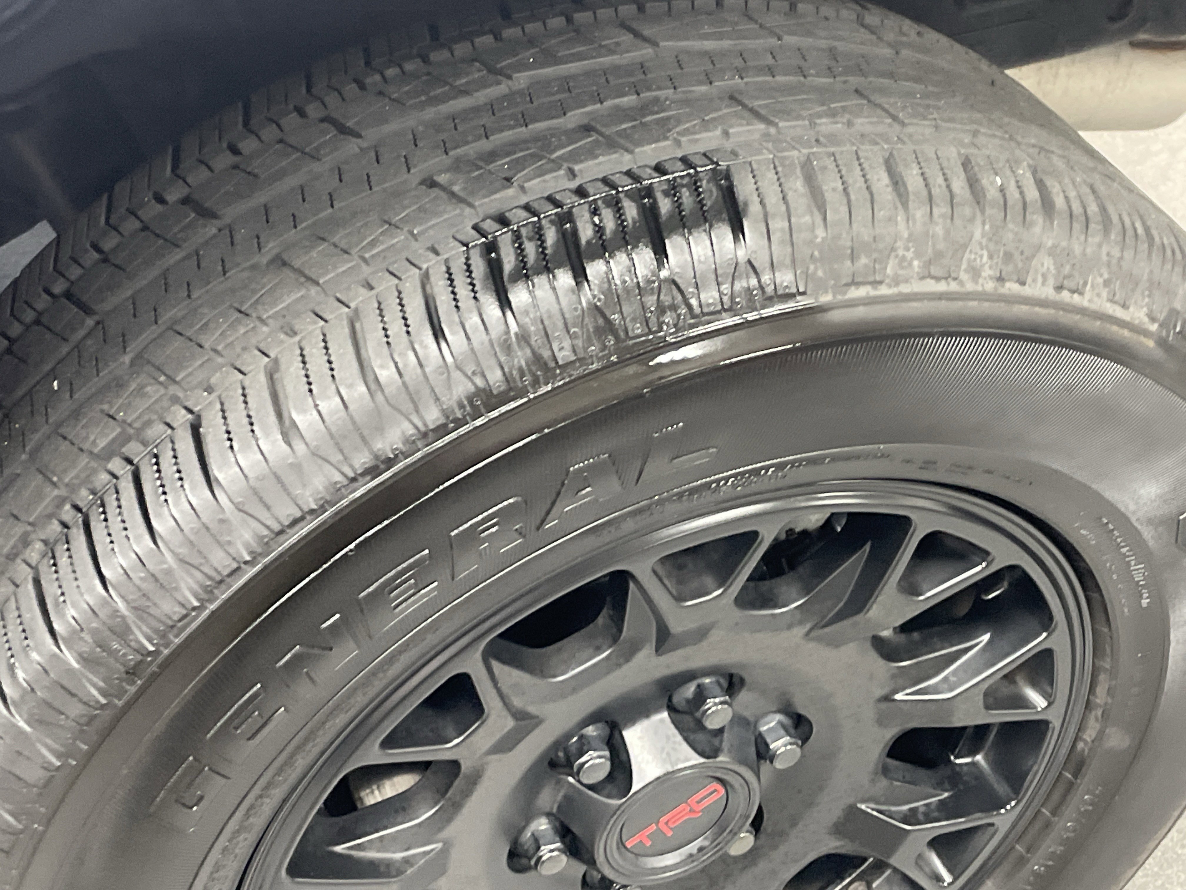 Used 2024 Toyota Tacoma SR5 RWD image 33