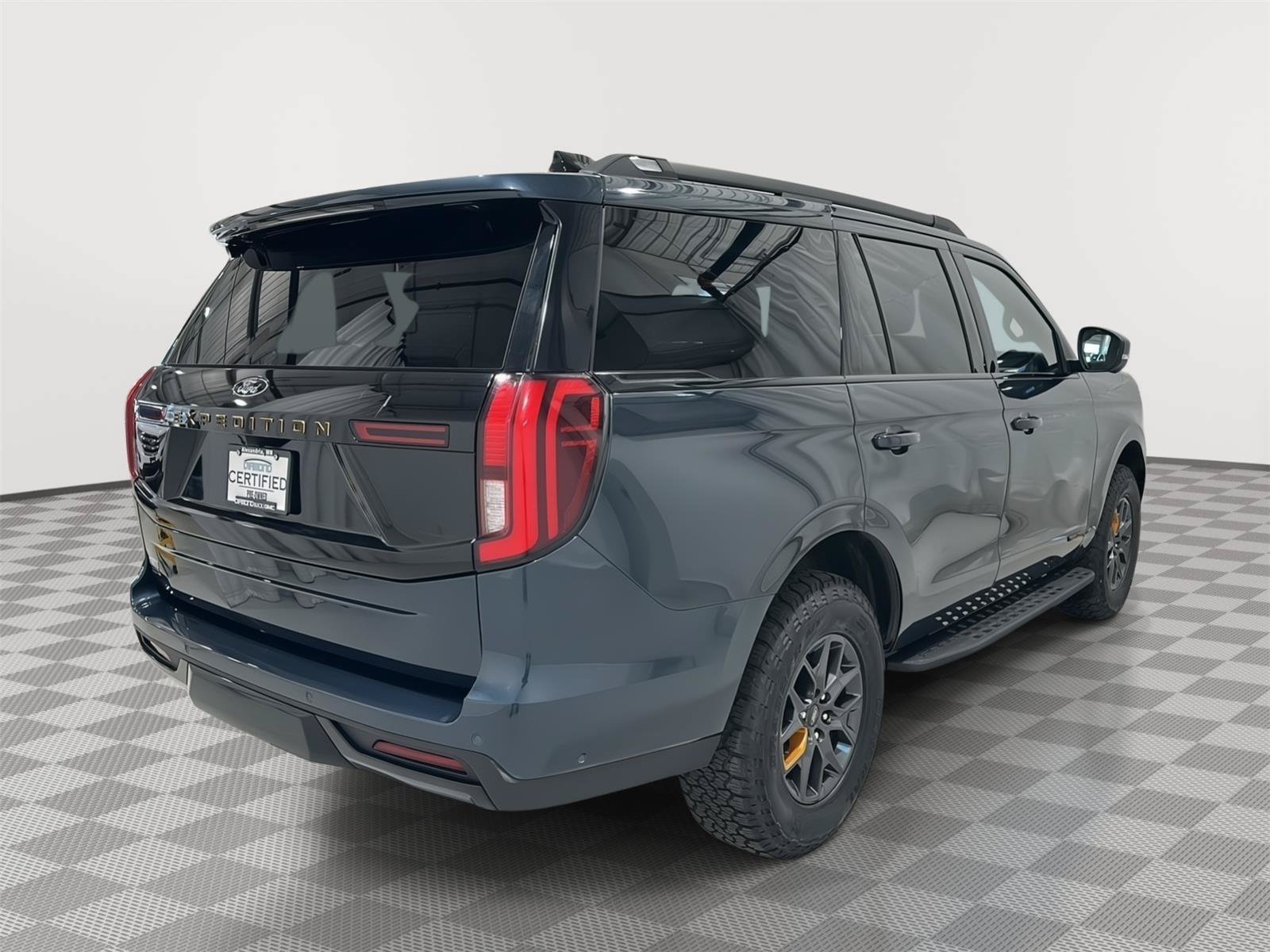 Used 2025 Ford Expedition Tremor AWD/4WD image 5