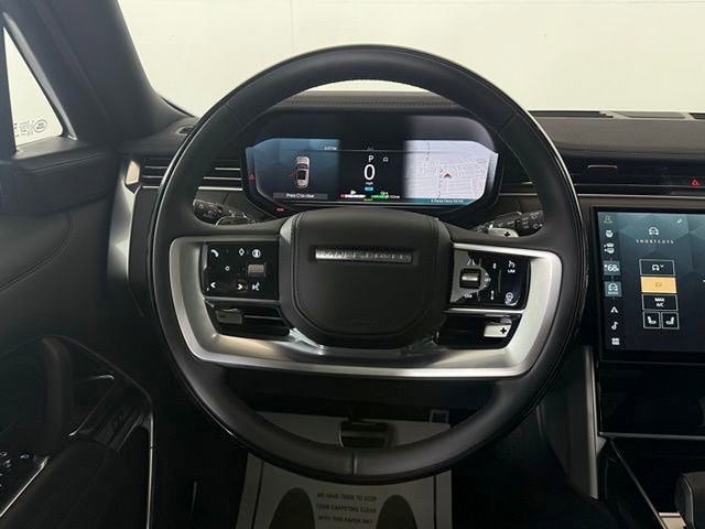 New 2025 Land Rover Range Rover SE image 27