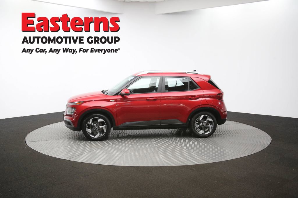 Used 2022 Hyundai Venue SEL image 58