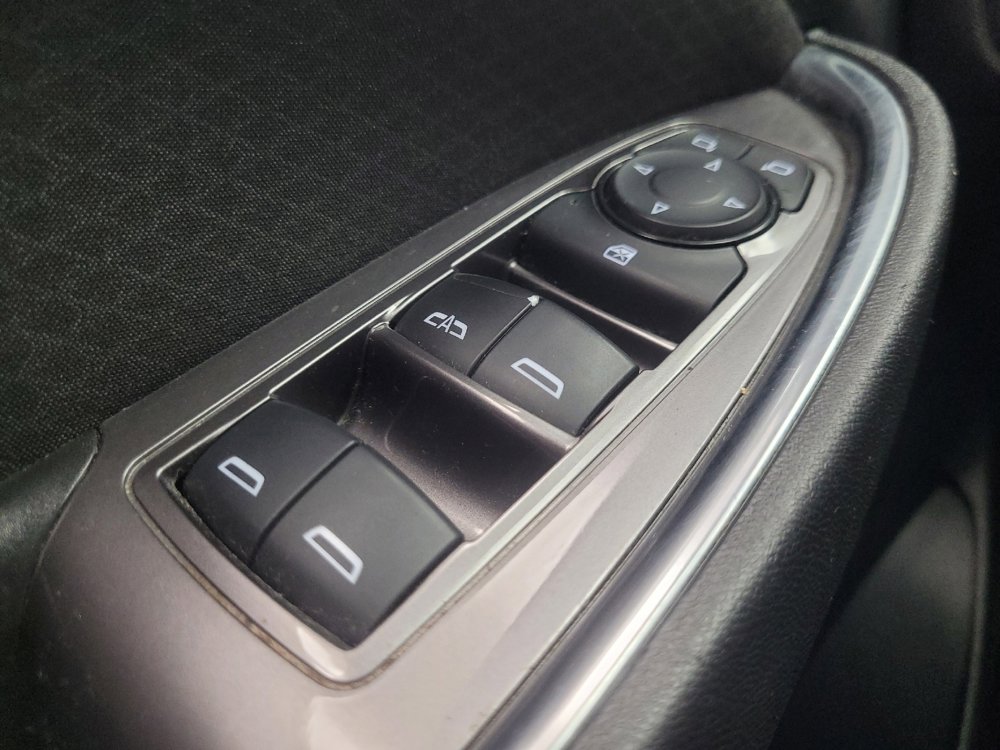 Used 2020 Chevrolet Malibu LT FWD image 27