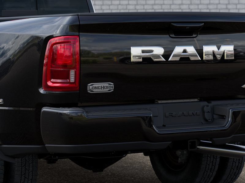 New 2026 RAM 3500 Limited AWD/4WD image 13
