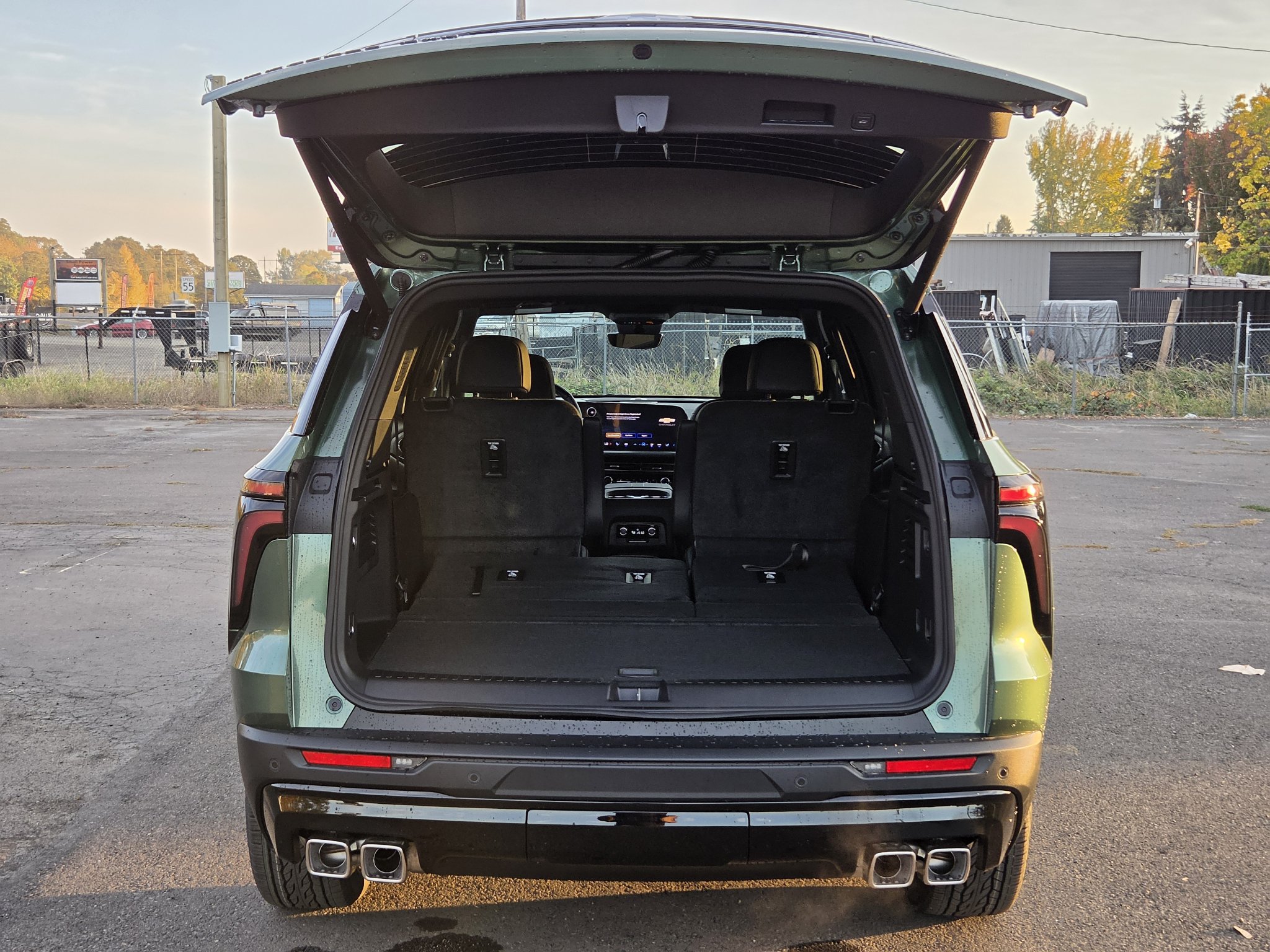 New 2027 Chevrolet Traverse LT w/ Enhanced Driving Package AWD/4WD image 15