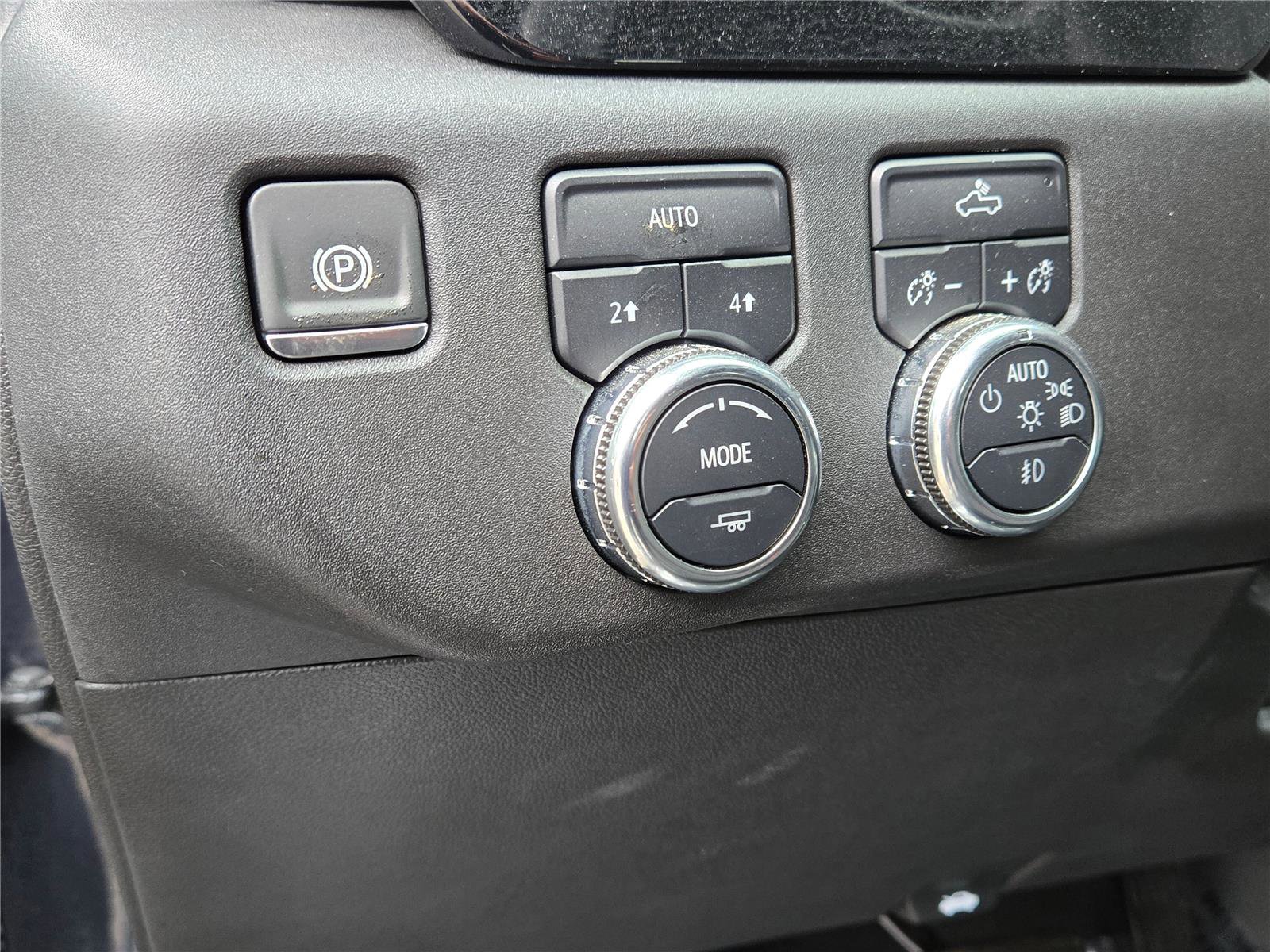 Used 2025 GMC Sierra 1500 Elevation AWD/4WD image 25
