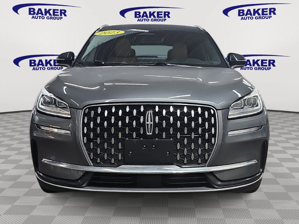 Used 2023 Lincoln Corsair Reserve w/ Equipment Group 201A AWD/4WD image 2