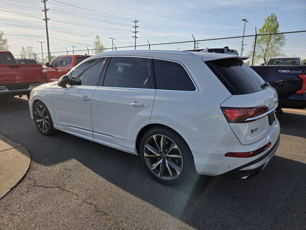Used 2022 Audi SQ7 Prestige image 5
