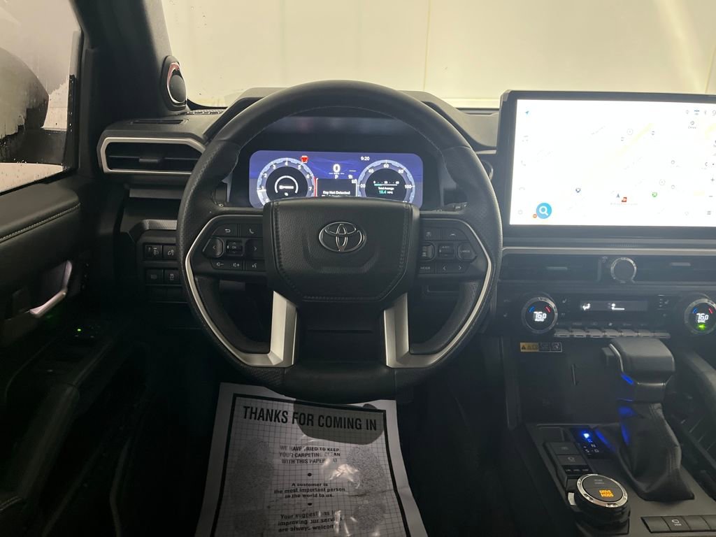 Used 2025 Toyota 4Runner Limited image 32