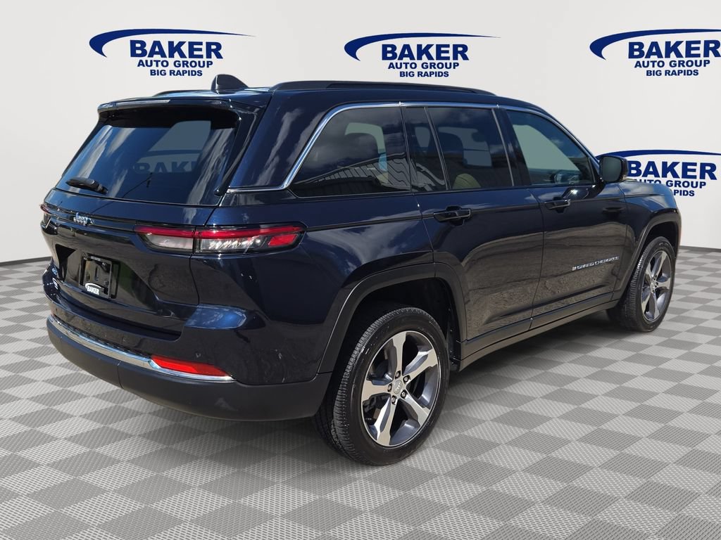 Used 2024 Jeep Grand Cherokee Limited 4xe AWD/4WD image 3