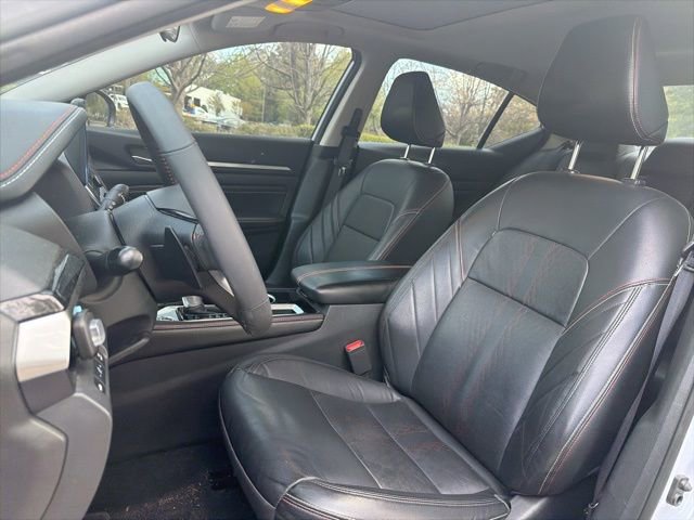 Used 2023 Nissan Altima 2.5 SR w/ SR Premium Package FWD image 10