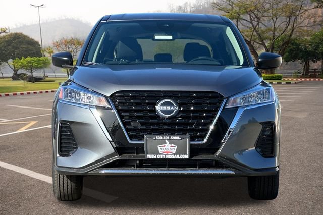 Certified 2025 Nissan Kicks Play S FWD image 5