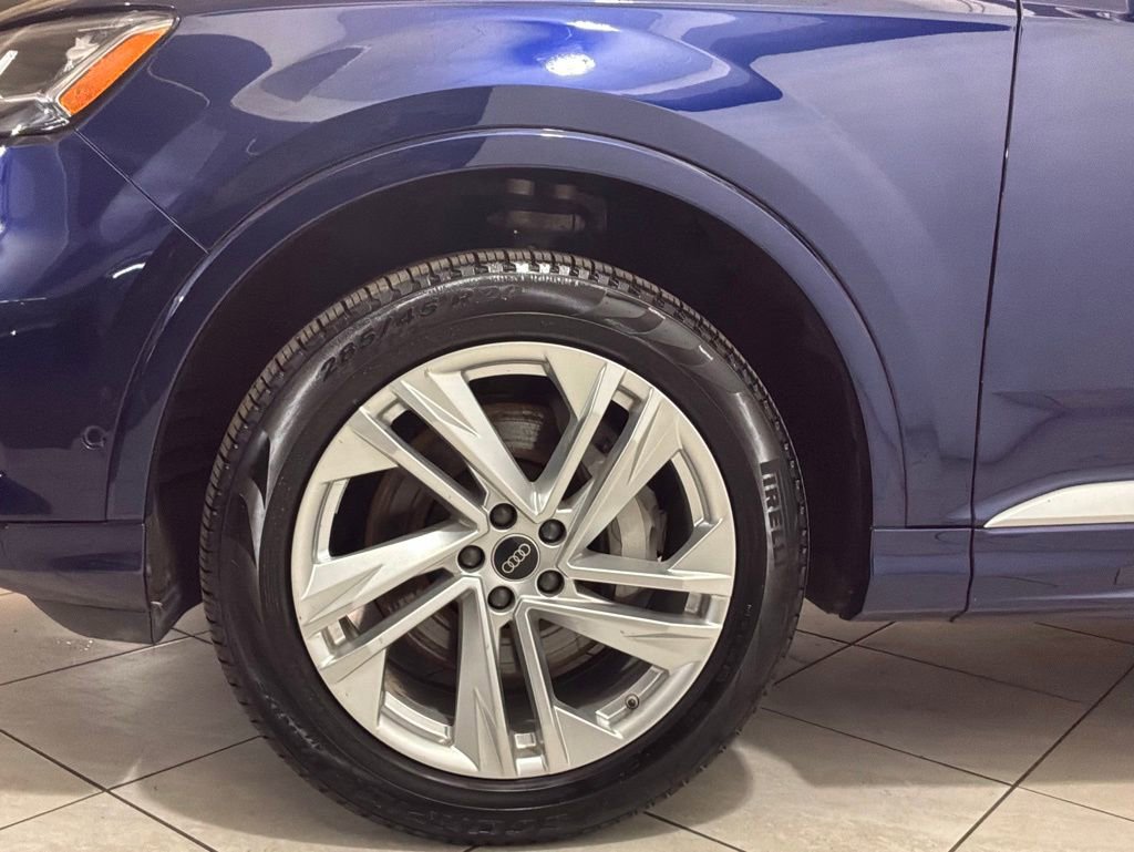 Used 2023 Audi Q7 2.0T Premium w/ Convenience Package image 16