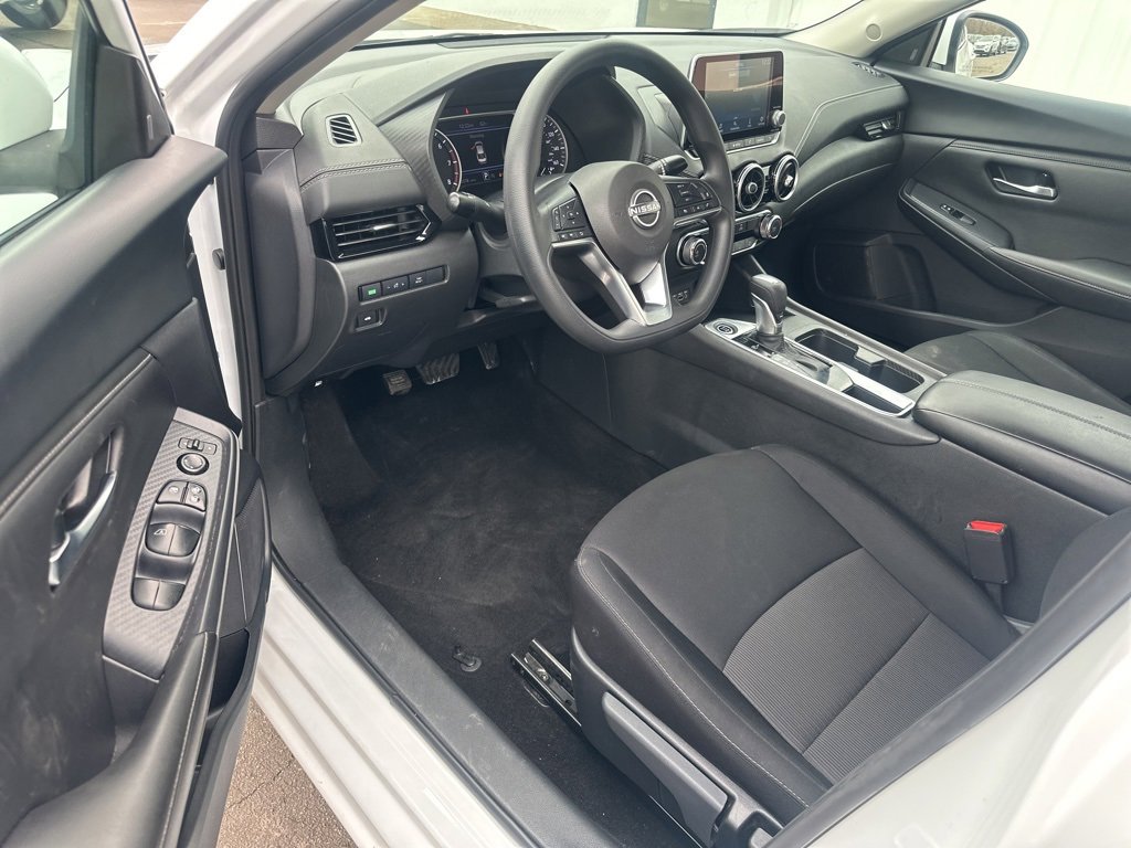 Used 2024 Nissan Sentra SV image 27