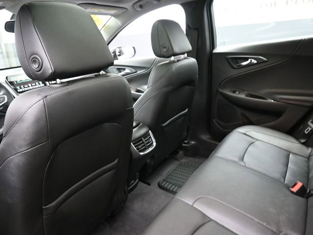 Used 2018 Chevrolet Malibu LT w/ Leather Package image 23
