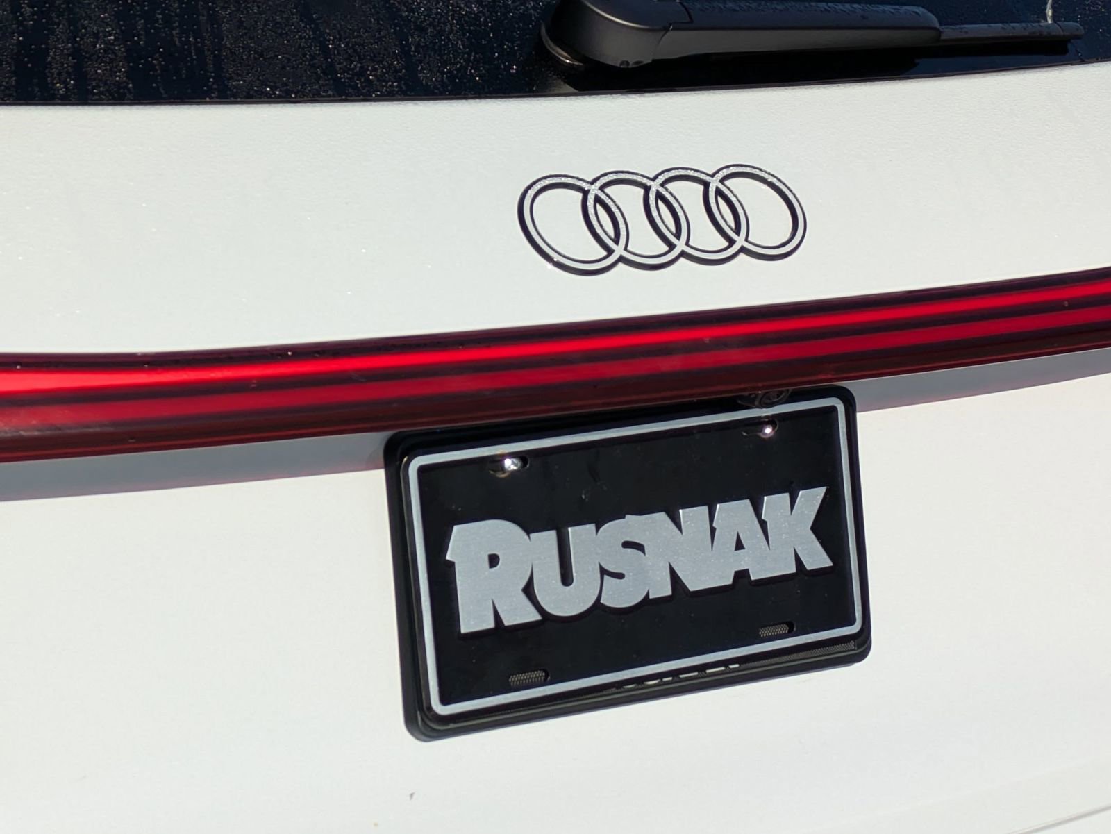 Used 2025 Audi Q5 Premium w/ Convenience Package image 19