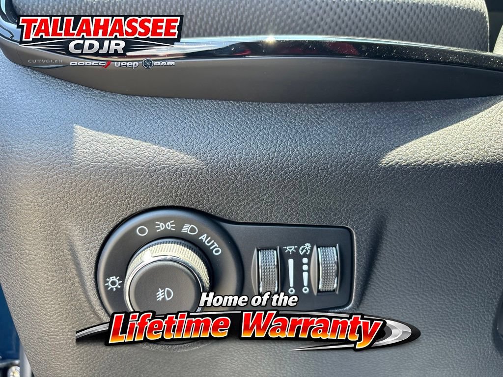 New 2026 Jeep Compass Latitude AWD/4WD image 36