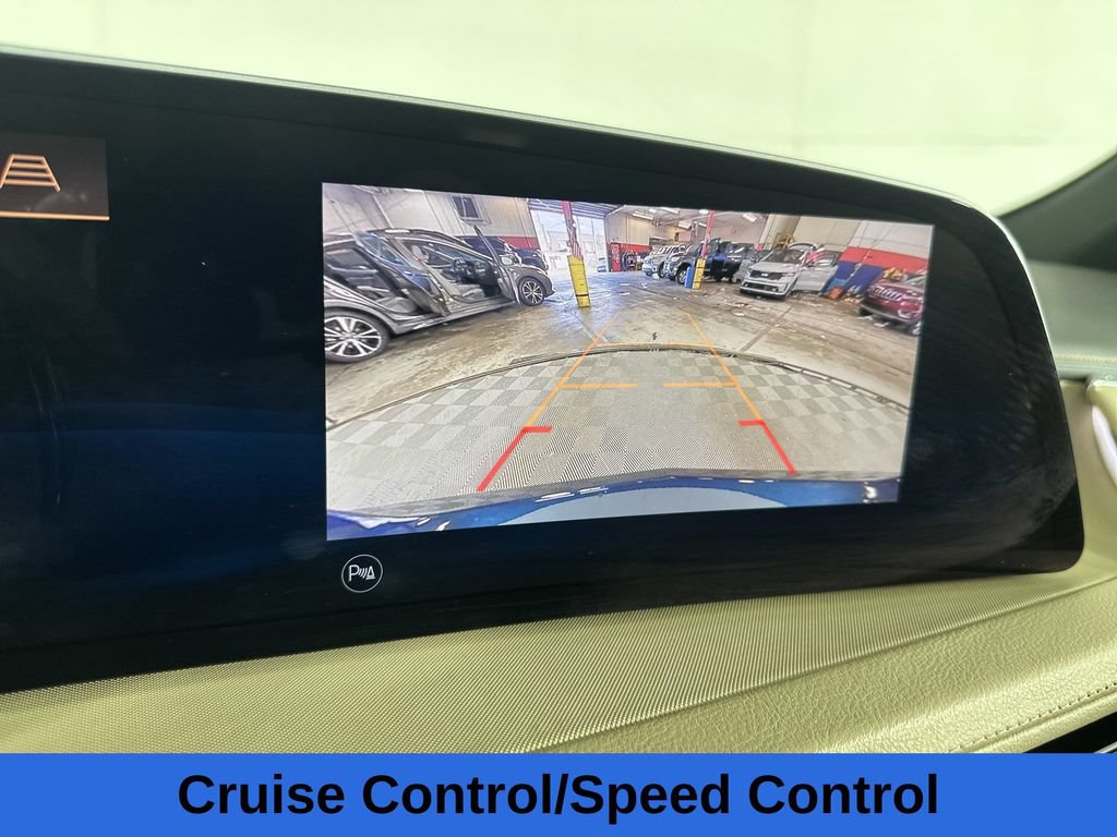 Used 2024 Cadillac XT4 Luxury w/ Cold Weather Package AWD/4WD image 18