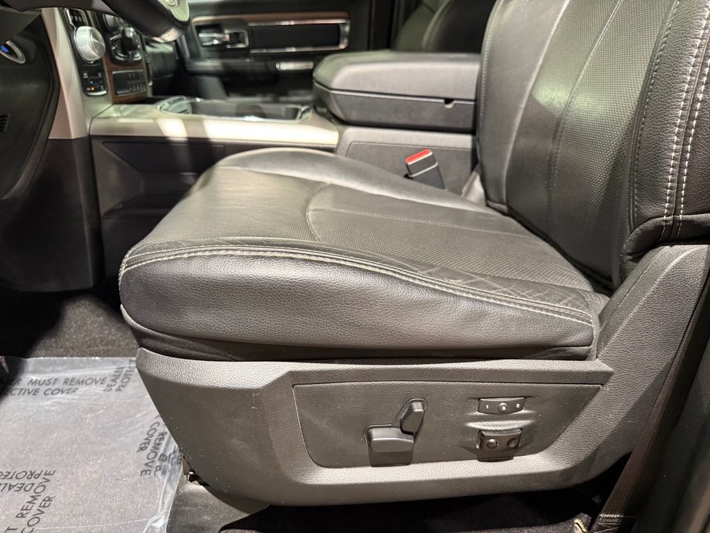 Used 2018 RAM 1500 Laramie w/ Convenience Group AWD/4WD image 13