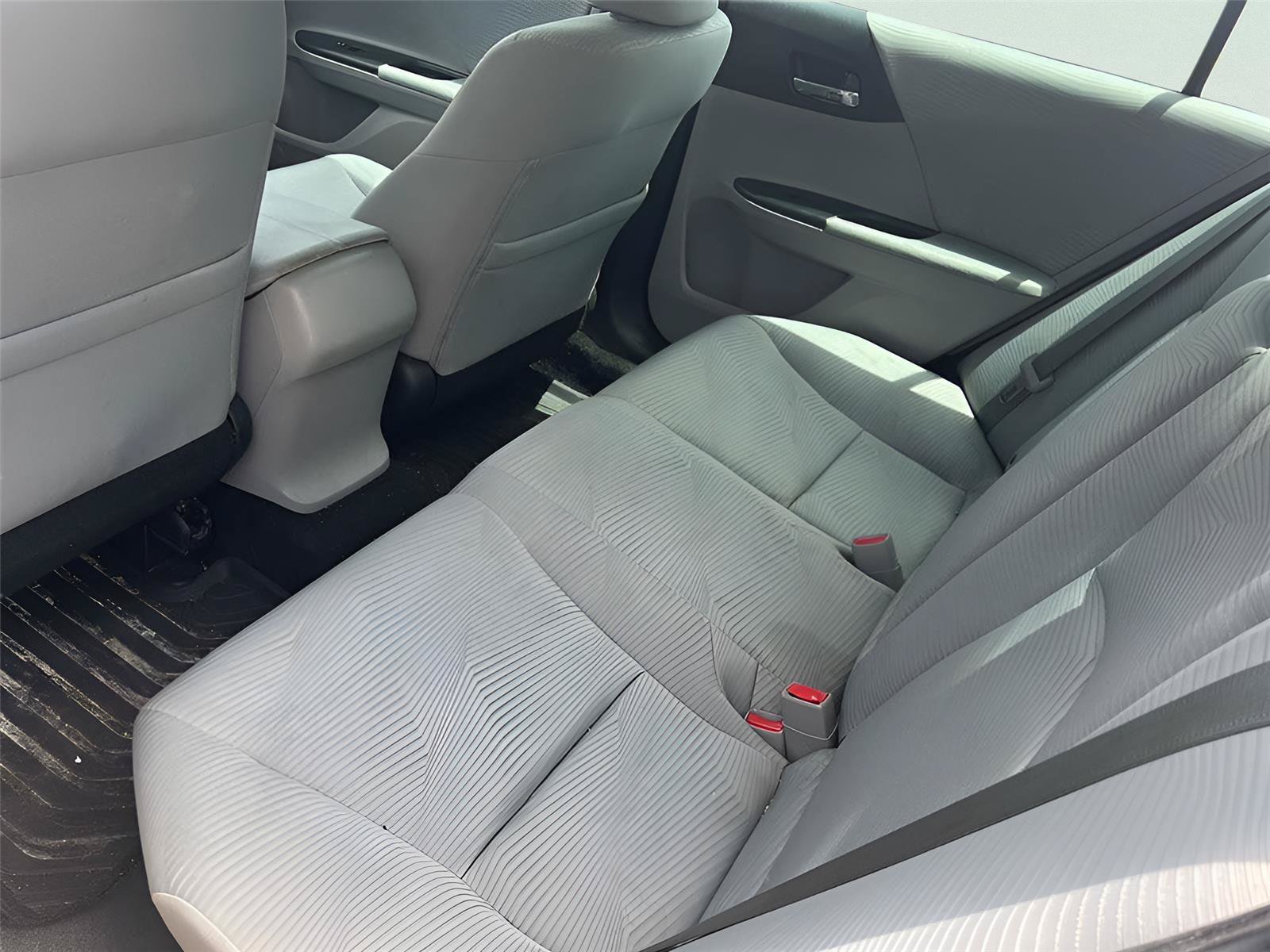 Used 2017 Honda Accord LX image 5