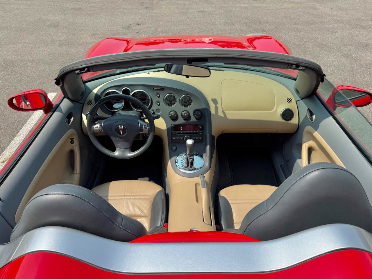 Used 2006 Pontiac Solstice Convertible w/ Premium Package RWD image 19