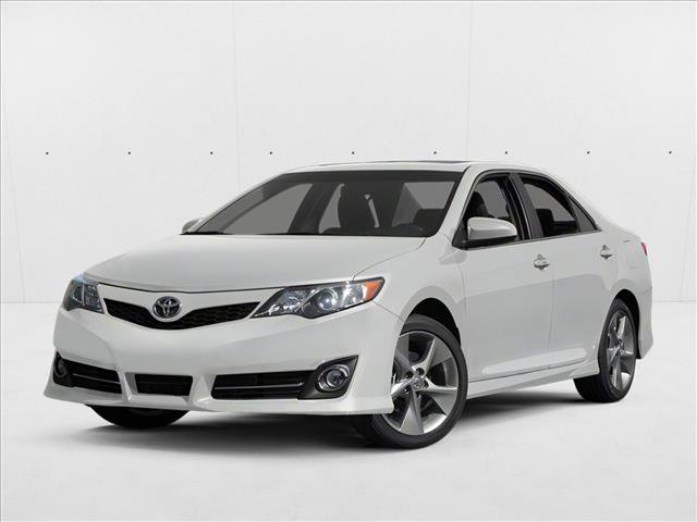 Used 2013 Toyota Camry LE FWD image 1